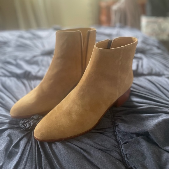 J. Crew Suede Walker Ankle Boots Sz. 9 - Picture 2 of 8